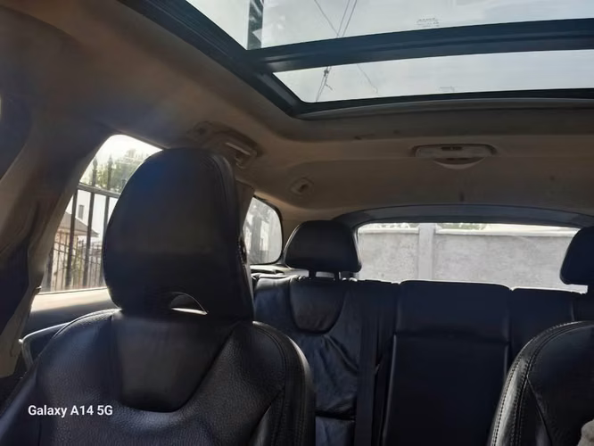 Volvo xc60 T5 2.0 año 2012
