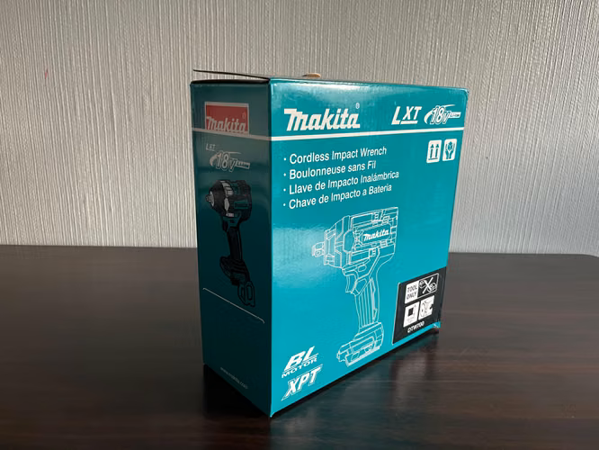 LLAVE DE IMPACTO MAKITA DTW700 18V LXT de 700 Nm
