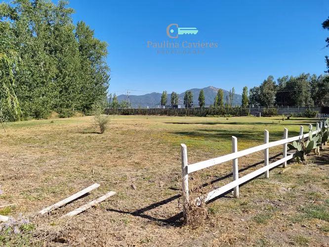 Vendo propiedad en Teno; quincho, piscina, cancha tenis, uso habitacional o comercial
