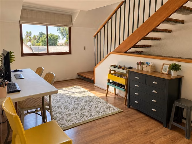 Casa en venta de 8 dorm. en Las Condes barrio Los Dominicos. - Imagen 17