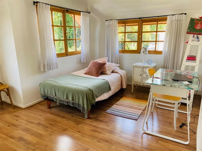 Casa en venta de 8 dorm. en Las Condes barrio Los Dominicos. - Imagen 13