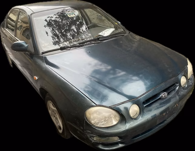 Se vende auto Kia Sephia 2001 funcionando