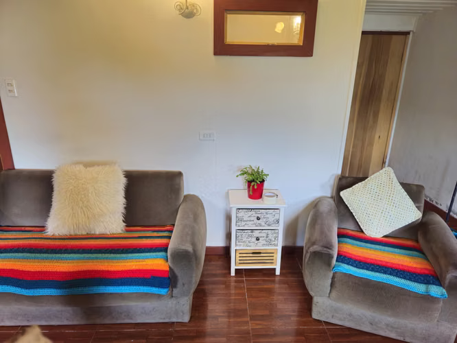 Se arrienda casa de 200 mts con departamento de 35 mt - Imagen 9