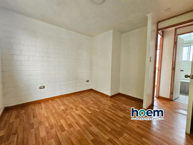 ¡TOTALMENTE REMODELADA! Casa de 4 Dormitorios en Villa Conavicoop - Imagen 12