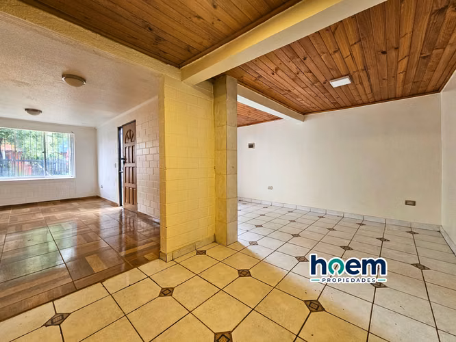 ¡TOTALMENTE REMODELADA! Casa de 4 Dormitorios en Villa Conavicoop - Imagen 10