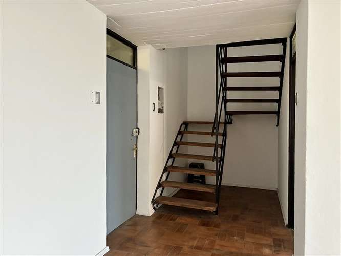 DUPLEX 3D/2B EN VILLA PORTALES, E. CENTRAL - Imagen 6