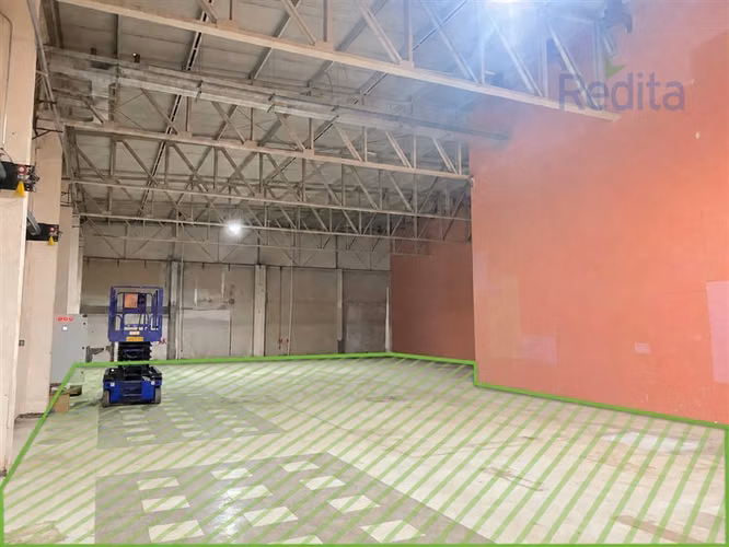 Local 492m2 en Strip Center Alto Flujo Metro Puente Alto