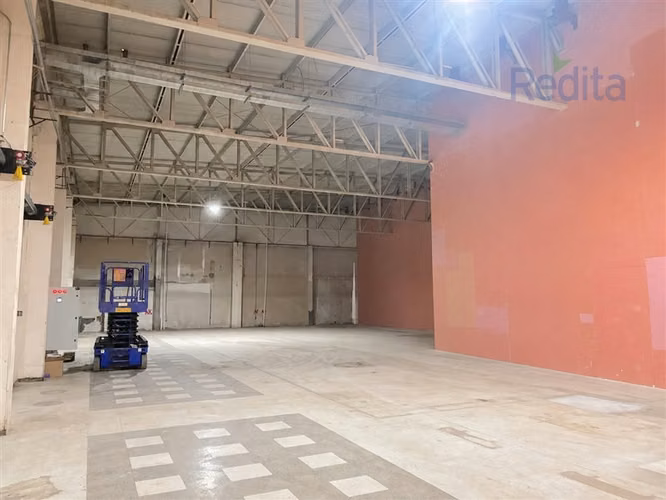 Local 492m2 en Strip Center Alto Flujo Metro Puente Alto