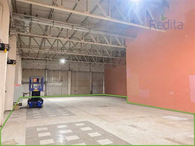 Local 492m2 en Strip Center Alto Flujo Metro Puente Alto