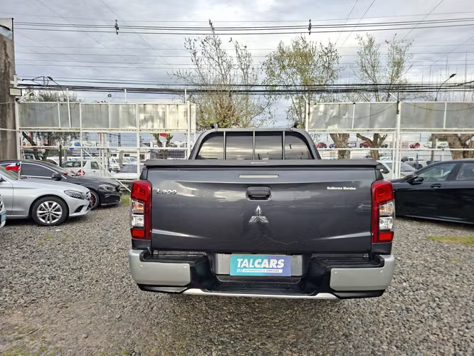 MITSUBISHI L200 WORK CR 4X2 2022 - Imagen 8