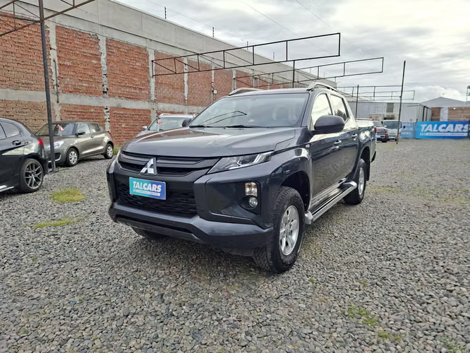 MITSUBISHI L200 WORK CR 4X2 2022 - Imagen 2