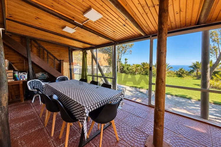 Terreno 2.000 m², 3 casas y vista al mar en venta - Imagen 7