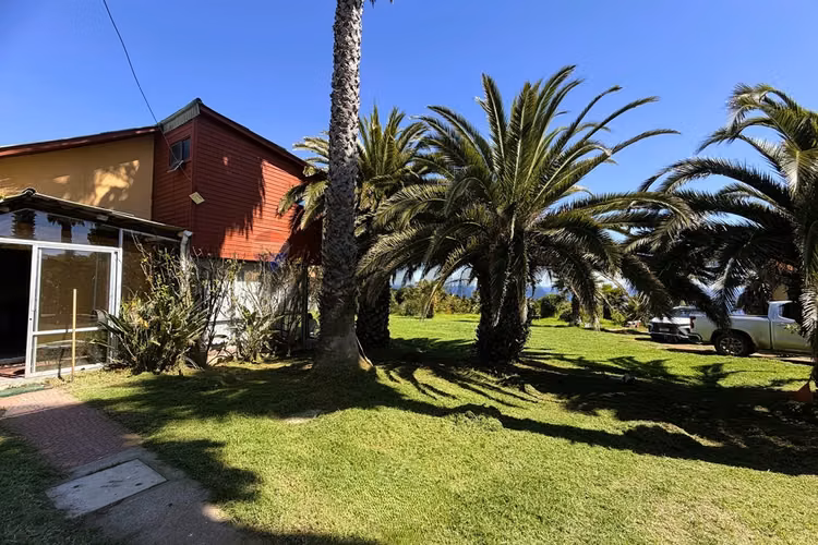Terreno 2.000 m², 3 casas y vista al mar en venta - Imagen 3