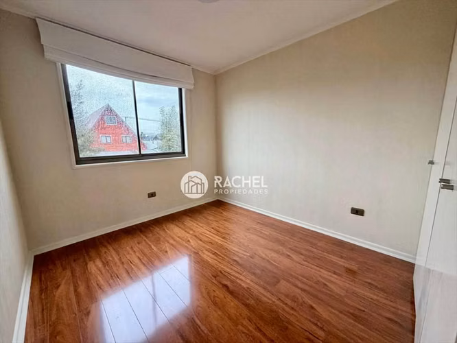 SE ARRIENDA IMPECABLE CASA EN CONDOMINIO ALTOS DEL MAIPO - Imagen 17