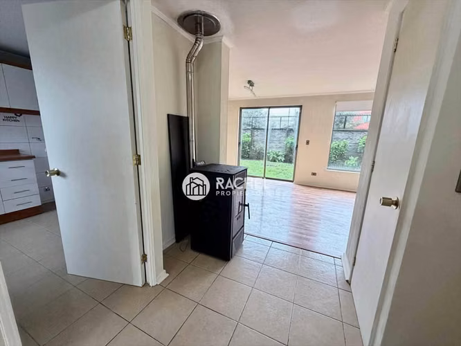 SE ARRIENDA IMPECABLE CASA EN CONDOMINIO ALTOS DEL MAIPO - Imagen 19