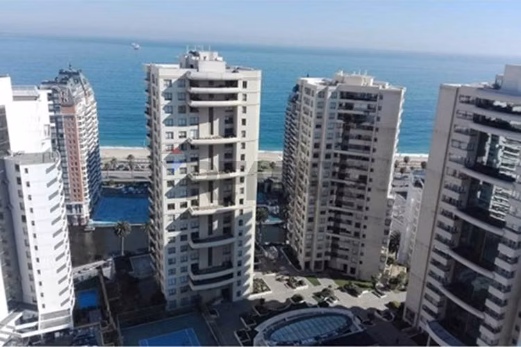 Se vende moderno departamento