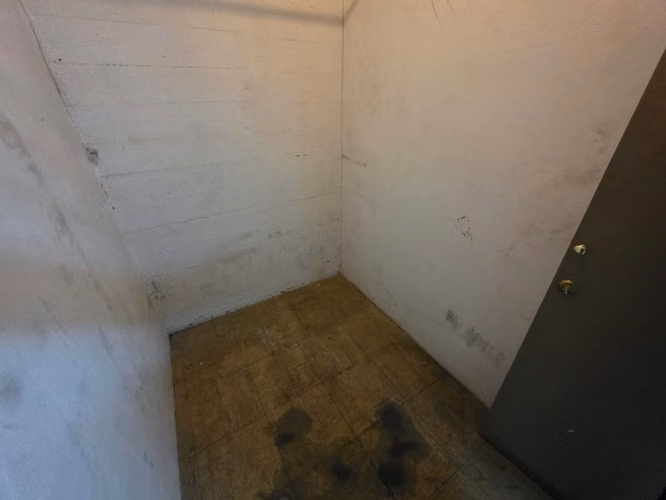 ARRIENDO BODEGA EN SAN SEBASTIAN LAS CONDES - Imagen 11