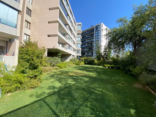 Se vende departamento en Lo barnechea sector la dehesa santiago - Imagen 2