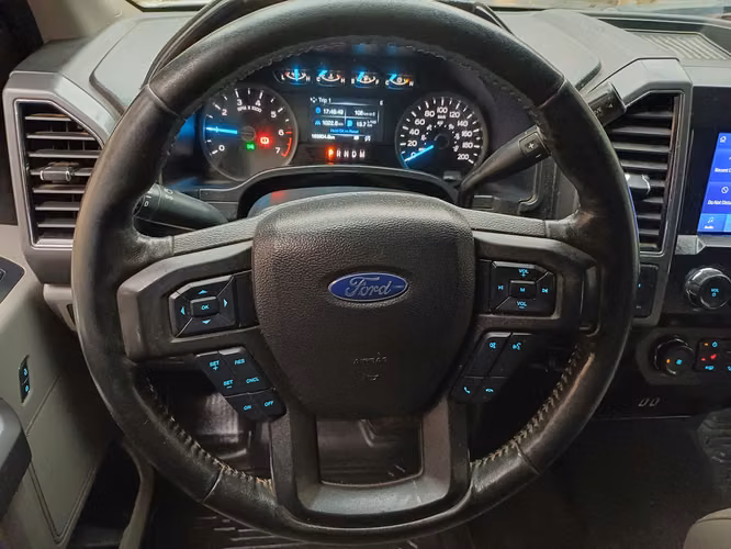 Vendo Ford F150 XLT 5.0 CC 2022 Facturable - Imagen 10