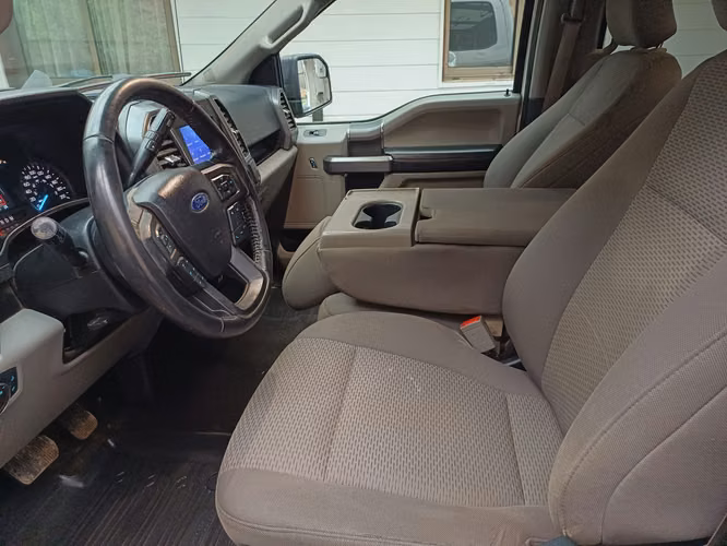 Vendo Ford F150 XLT 5.0 CC 2022 Facturable - Imagen 6