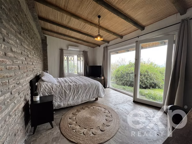 Casa en arriendo con amplio jardín y piscina Cerro Pan de - Imagen 15