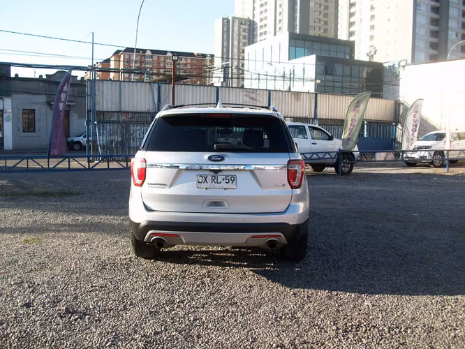station wagon ford explorer ltd 4x4 2.3 automatico 2018 - Imagen 6