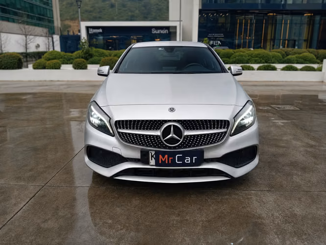 MERCEDES BENZ A 200 D - 2019 | 4530