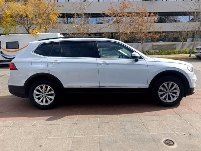 VOLKSWAGEN TIGUAN TREND & FUN TSI PLUS AT - 2018 | 2603
