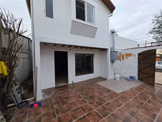 Casa en arriendo de 3 dormitorios en Maipú
