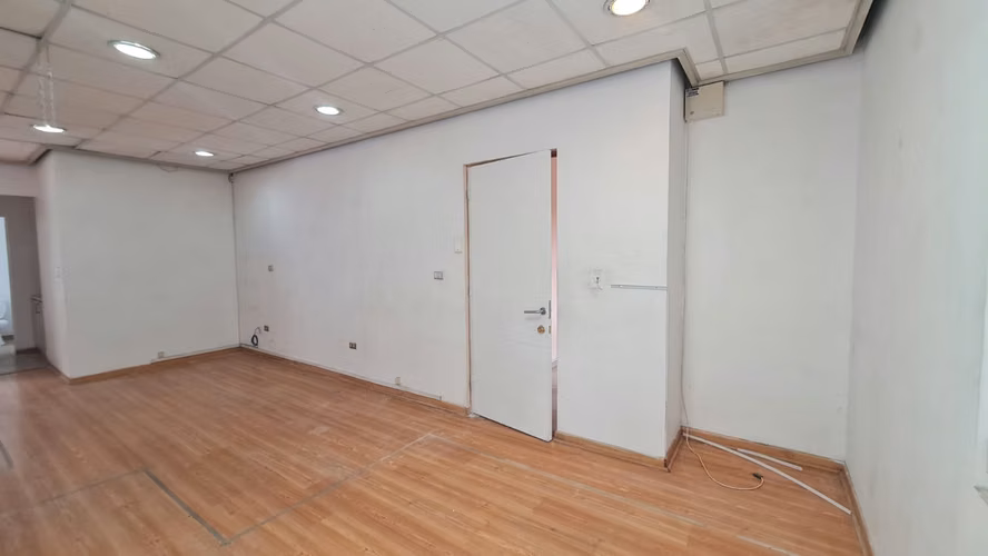 USO COMERCIAL - 3P,2B - 126M2, BARRIO ITALIA - Imagen 1