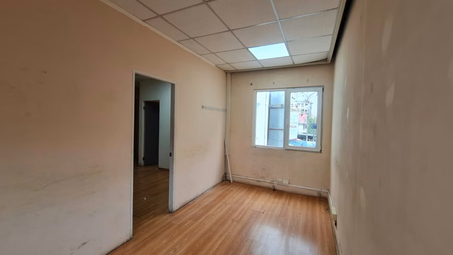 USO COMERCIAL - 3P,2B - 126M2, BARRIO ITALIA - Imagen 12