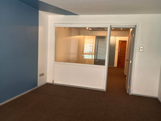 Arriendo Oficina Central - Imagen 4