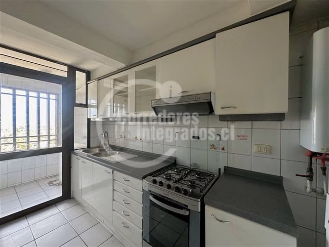 Departamento en arriendo de 2 dorm. en Las Condes - Imagen 3