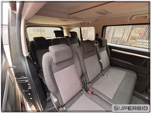 MINIBUS PEUGEOT TRAVELLER L3 BLUE HDI 150 2.0 AÑO 2021 - Imagen 7