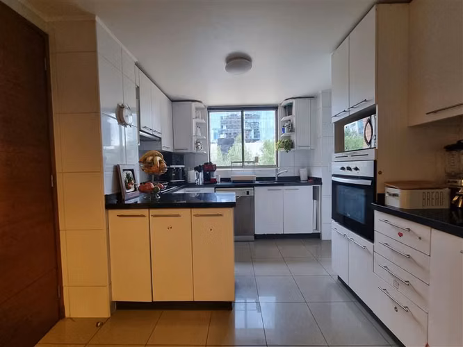 Departamento en venta de 4 dorm. en Las Condes - Imagen 12