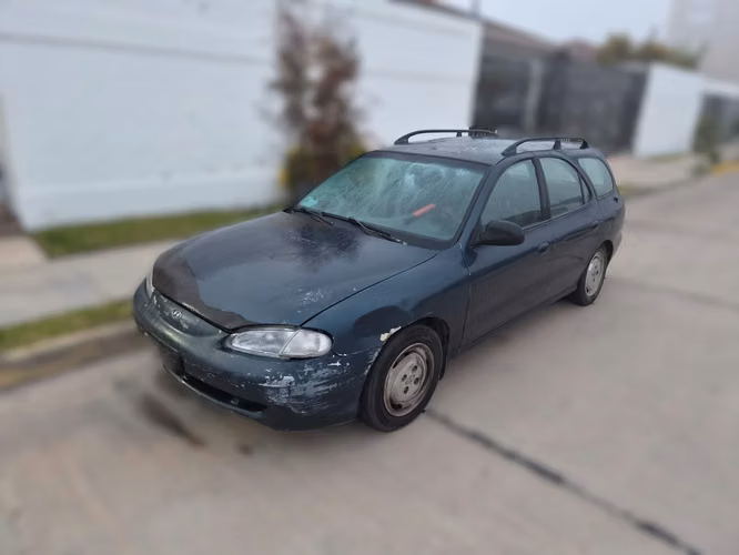 Hyundai Elantra Station Wagon 1.8 GL (1997) - Papeles al día