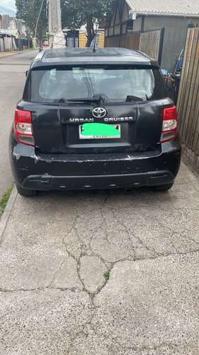 Vendo Toyota Urban Cruiser $5.500.000.-