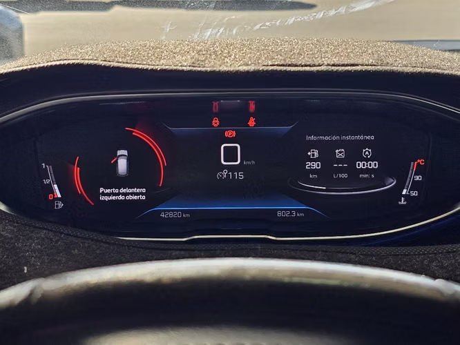 Peugeot 3008 1.5 ACTIVE BLUEHDI 130 MT DIESEL 2022 - Imagen 14
