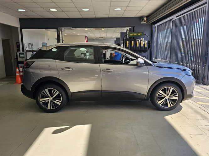 Peugeot 3008 1.5 ACTIVE BLUEHDI 130 MT DIESEL 2022 - Imagen 4