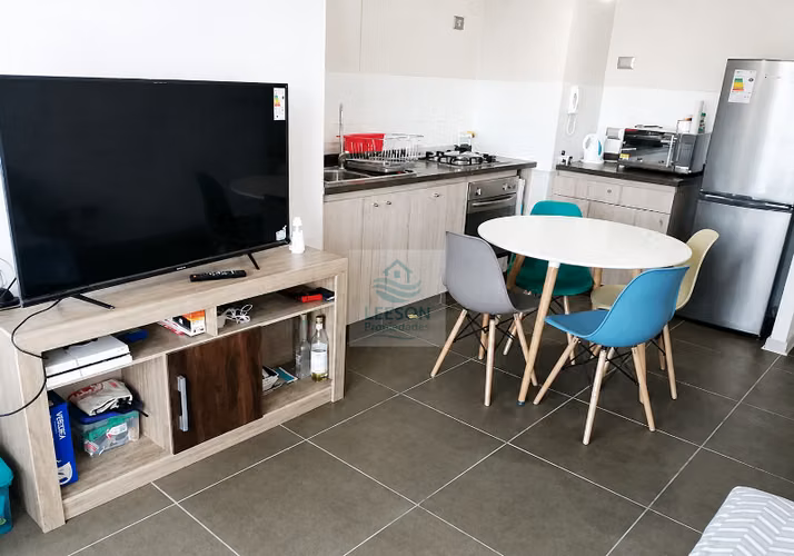 VENTA DEPTO 3D/2B CON ESTACIONAMIENTO-BARRIO INGLES - Imagen 2