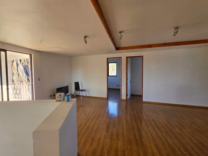 Arriendo Parcela Chicureo 6D+3Of Piscina