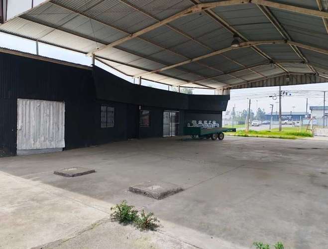 Arriendo Galpón Linares. Av. León Bustos