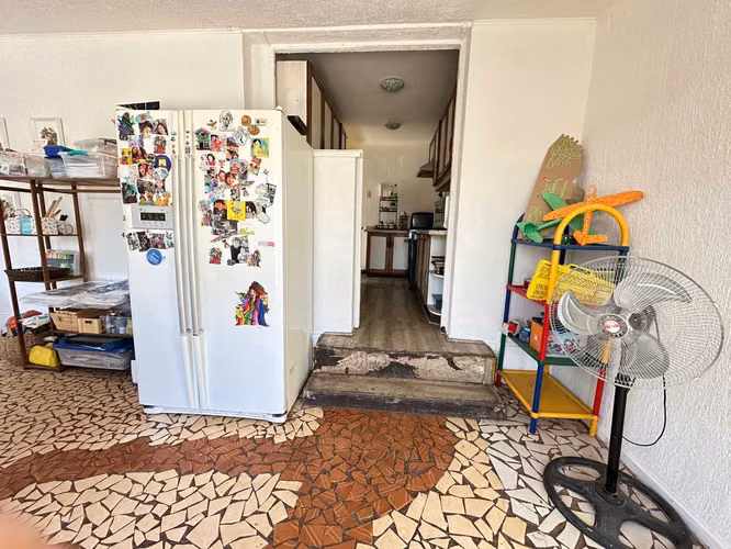 Casa oportunidad 2B GRAN TERRENO en la Reina - Imagen 6