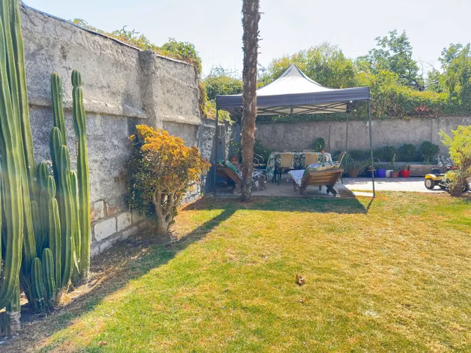 Casa oportunidad 2B GRAN TERRENO en la Reina - Imagen 13
