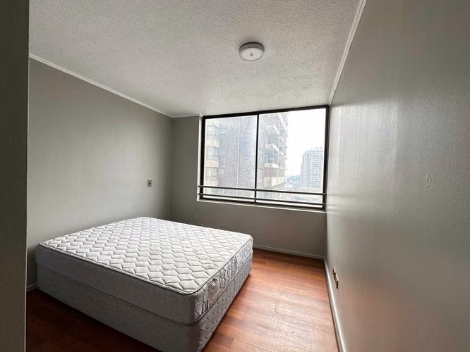 Oportunidad rebajado piso 8 Av Peru, Recoleta - Imagen 17