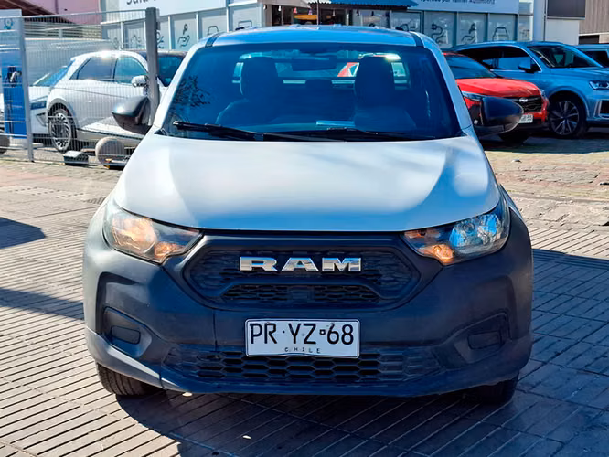 RAM 700 2021 - Imagen 2