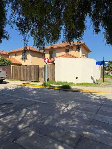 Moderna Vivienda con Excelentes Vistas (184187)