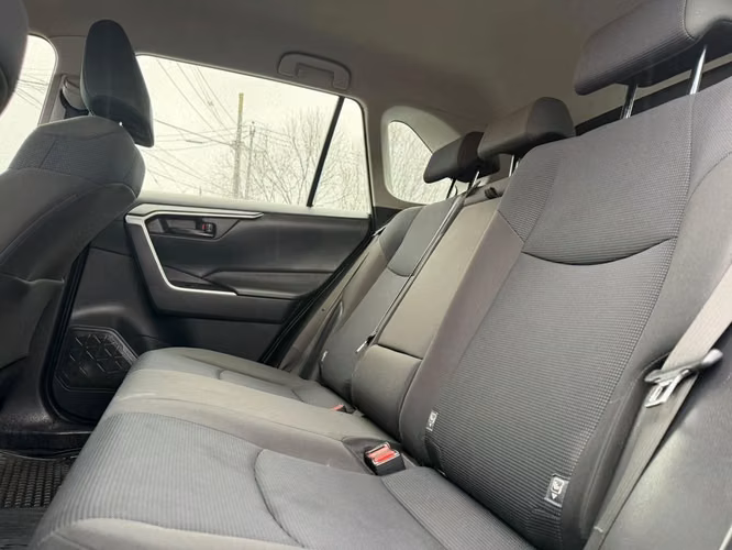 TOYOTA RAV4 2020 - Imagen 15