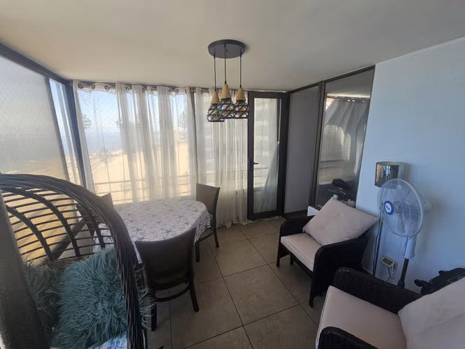 En Venta departamento de 3 dormitorios – Cond. Altos de Huayquique - Imagen 7
