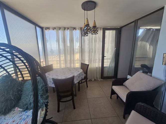 En Venta departamento de 3 dormitorios – Cond. Altos de Huayquique - Imagen 6